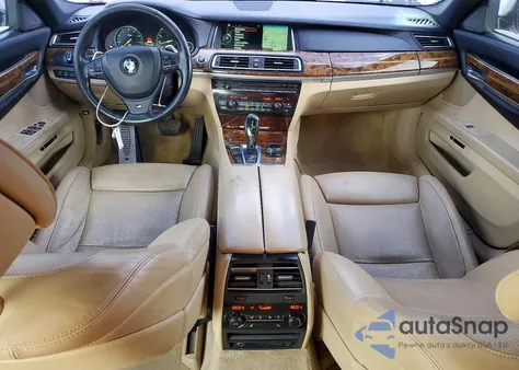 2014 BMW 750 Li из США, поврежденный, VIN WBAYE8C58ED134987